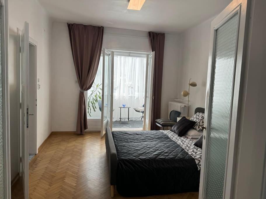 Airy & Beautiful Downtown Apartment Βουκουρέστι Εξωτερικό φωτογραφία